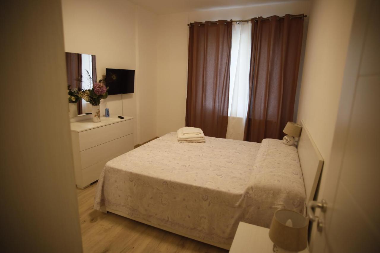 Lar Apartment Focsani Exterior photo